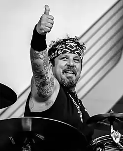 Description de l'image A J Pero -1470642451 (cropped).jpg.