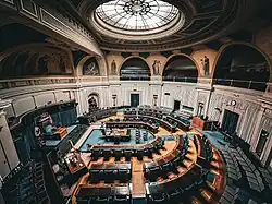 Description de cette image, également commentée ci-après