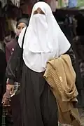 Femme portant un niqab dans la vieille ville de Jérusalem (2010).