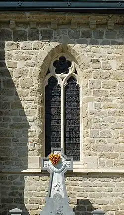 Baie ogivale du chevet.