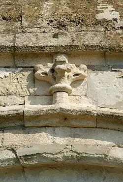 Le fleuron de la porte.