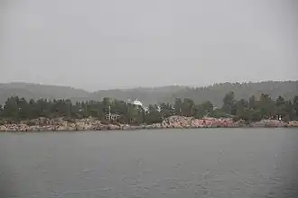 Aaslaluoto et à droite Kramppi.