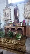 Autel de Ste-Thérèse.