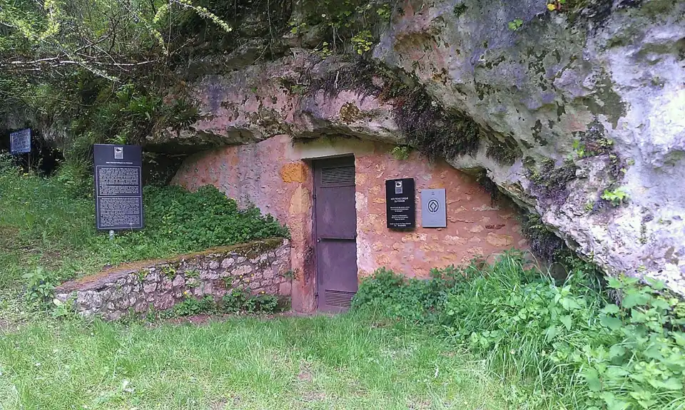 Entrée de la grotte.