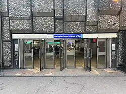 L'accès no&nbsp;2 « Esplanade ».