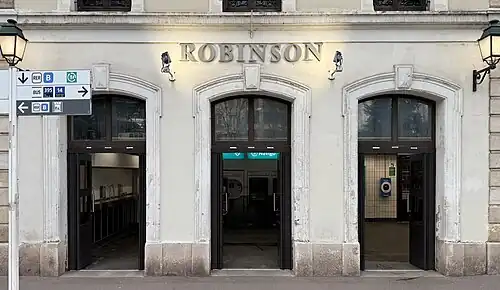 L'accès no&nbsp;2 « Avenue de la Gare ».