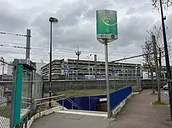 L'accès no&nbsp;3 « Avenue Pierre Semard ».