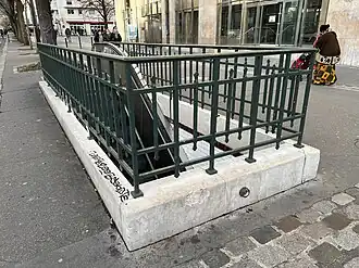 L'accès no&nbsp;3 « Boulevard de la Villette ».