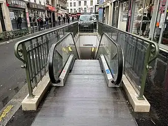 L'accès no&nbsp;8 « Rue de l'Orillon ».