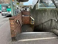 L'accès no&nbsp;1 « Hôtel de Ville».