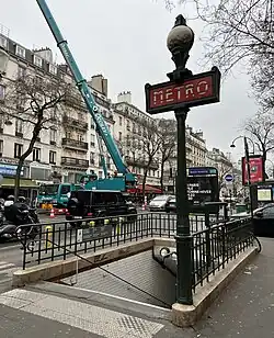 L'accès no&nbsp;4 « Rue de Mazagran ».