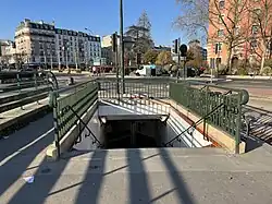 Accès no&nbsp;3, Maréchaux.