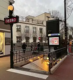 L'accès no&nbsp;6 « Avenue Anatole France ».