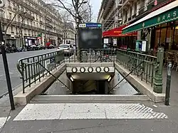 L'accès no&nbsp;6 « Rue Taitbout ».