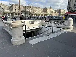 L'accès no&nbsp;7 « Terre-Plein ».