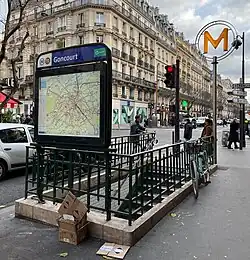 L'accès no&nbsp;2, « Rue du Faubourg du Temple ».