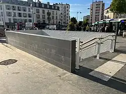 L'accès no&nbsp;5 « Avenue de la République ».