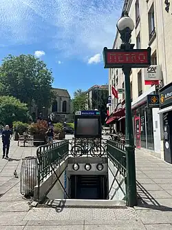 L'accès no&nbsp;1 « Place de la République ».