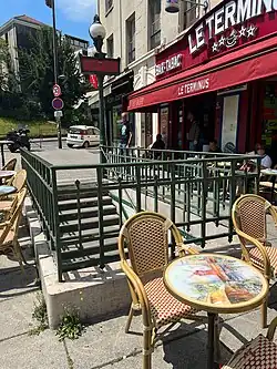 L'accès secondaire no&nbsp;1.