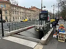 L'accès no&nbsp;3 « Rue de Fécamp ».