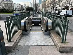 L'accès no&nbsp;3 « Rue de l'Église ».