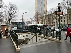 L'accès no&nbsp;4, « Rond-Point de la Chapelle ».