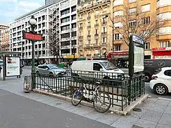 L'accès no&nbsp;3 « Avenue d'Italie ».