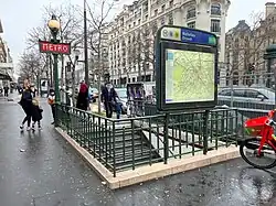 L'accès no&nbsp;2 « Rue de Richelieu ».