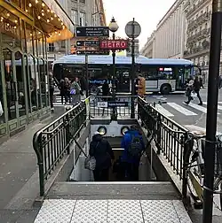 L'accès no&nbsp;2 « Rue du Four ».