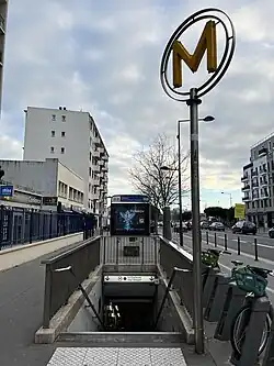 L'accès no&nbsp;3 « boulevard Maxime-Gorki ».