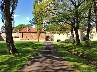 Ferme fortifiée, dit château de Romécourt, résidence de la branche de Martimprey de Romécourt.