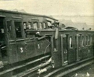 Deux voitures GCI ou GC télescopées après un accident en 1904.