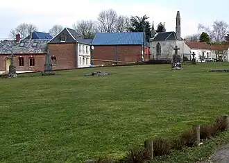 La partie ancienne du cimetière.