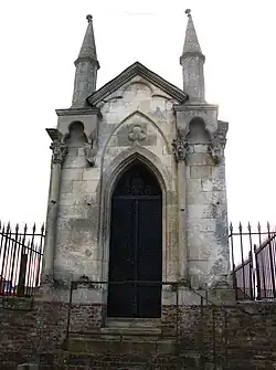 Façade de la chapelle Bellet.