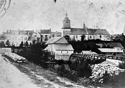 Acigné - Le vieux pont et l'hôtel Saint Julien