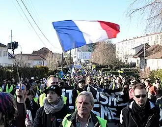 Description de cette image, également commentée ci-après