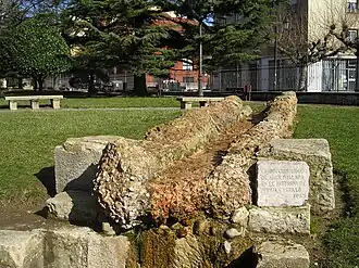 Canalisation découverte dans la zone du camp de la Legio VII Gemina.