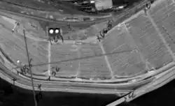 Un stationnement vu du ciel