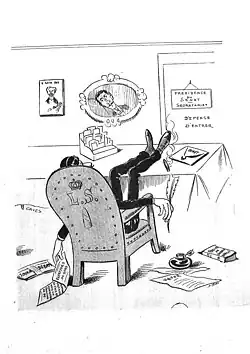 devant la porte de la présidence de l'Assemblée,