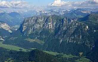 Vue aérienne du Kanisfluh depuis le nord-ouest.