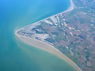 Vue aérienne du Dungeness depuis le nord-est.