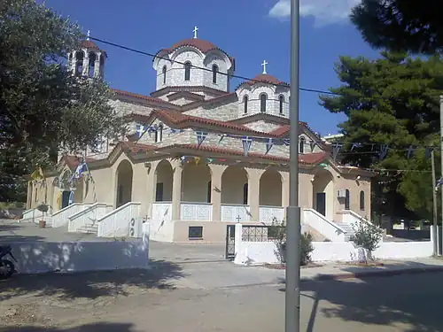 Église Agios Kosmas.