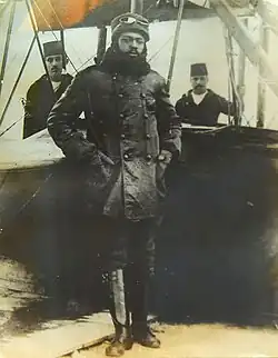Ahmet Ali Çelikten, aviateur ottoman, petit-fils d'une esclave noire affranchie.