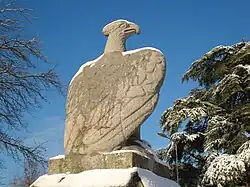L'aigle de la place Voltaire.