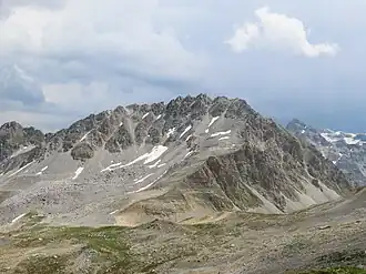 L'aiguille Noire depuis le tuf de la Grassaz au nord-ouest.