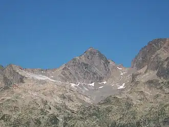 Vue de l'aiguille du Belvédère et du glacier Blanc.