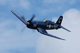 Chance Vought F4U Corsair américain.