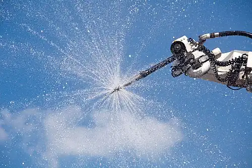 Service de sauvetage et de lutte contre l'incendie des aéronefs (Crashtender).