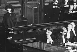 Stanislawa Uminska dans la salle d'audience