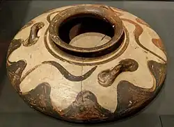 Alabastre d'Attique (?). Mycénien Récent III A1 (1400-1370 av. J.-C.). Musée du Louvre